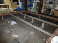 和室の床が経年劣化により傷んでいましたので、組み替え
まだ使える材料は、極力再利用しています。