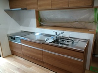 新しいキッチンは、LIXILのアレスタです。