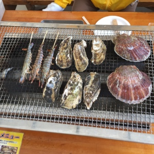 冬の味覚　牡蠣小屋へ～福岡県糸島市　　