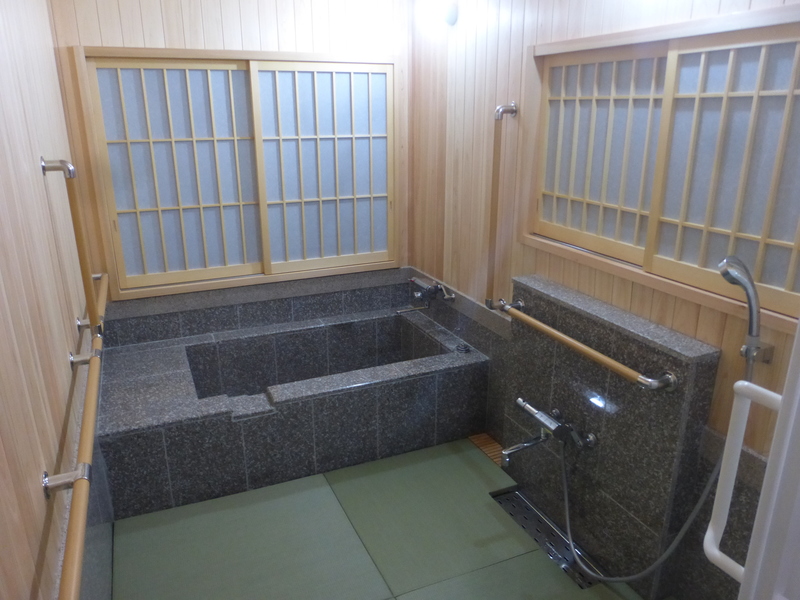 デイサービスの浴室を新しく